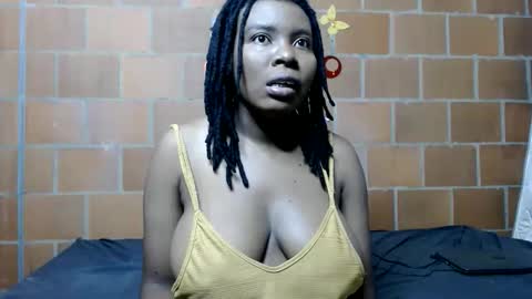 Snapshot of magaharper1 chatting on March 20, 12:04 am magaharper1 online show from March 20, 12:04 am