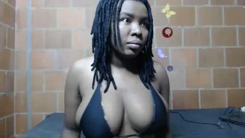 Snapshot of magaharper1 chatting on April 16, 1:28 am magaharper1 online show from April 16, 1:28 am