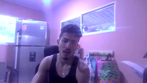 Snapshot of magallanes2134 chatting on September 28, 3:39 pm magallanes2134 online show from September 28, 3:39 pm