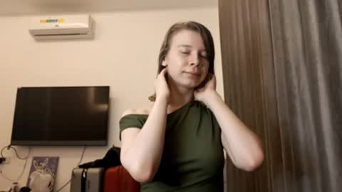 Snapshot of magaretunion chatting on November 4, 5:45 pm Margaret online show from November 4, 5:45 pm