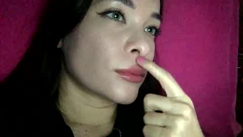 magggg658318 online show from December 7, 11:40 am