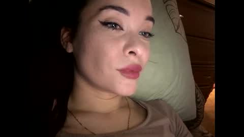 magggg658318 online show from January 18, 12:26 pm