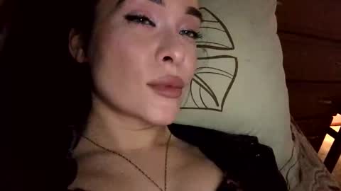 Snapshot of magggg658318 chatting on February 15, 2:58 pm magggg658318 online show from February 15, 2:58 pm