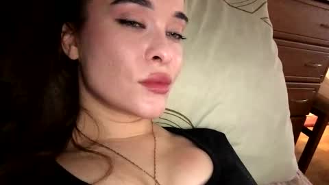 Snapshot of magggg658318 chatting on March 4, 12:11 pm magggg658318 online show from March 4, 12:11 pm