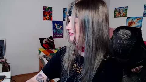 Snapshot of maggieswaggy chatting on October 10, 10:31 pm Magdalene Swaggy online show from October 10, 10:31 pm