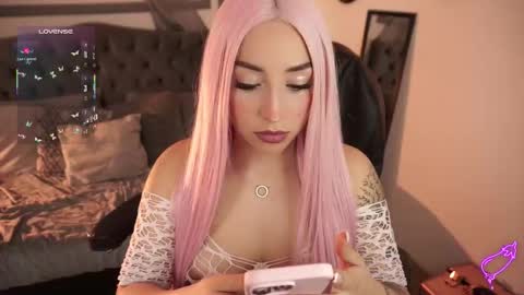   online show from February 28, 11:28 pm