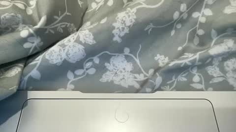 Snapshot of magic50010 chatting on February 7, 11:08 pm magic50010 online show from February 7, 11:08 pm