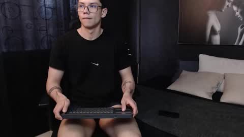 Damian Rivers online show from October 10, 9:03 pm