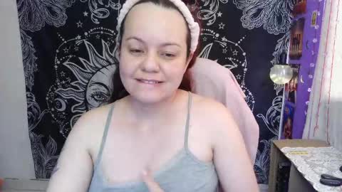 Claire online show from May 29, 9:24 pm