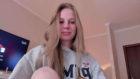 Alice  online show from February 8, 10:51 am