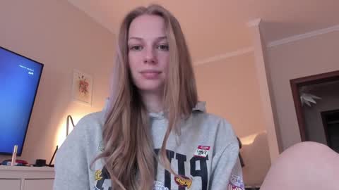 Alice  online show from February 10, 10:41 am