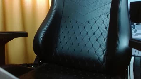 Jade online show from March 10, 3:28 pm