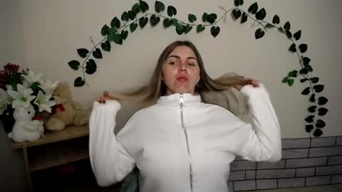 Snapshot of magic_katarina_ chatting on October 13, 7:08 am magic_katarina_ online show from October 13, 7:08 am