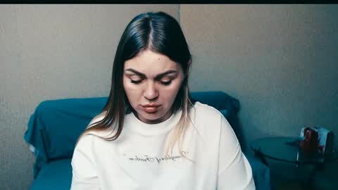 Snapshot of magic_katarina_ chatting on October 25, 10:12 am magic_katarina_ online show from October 25, 10:12 am