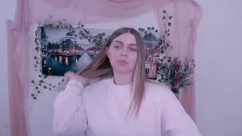 Snapshot of magic_katarina_ chatting on November 24, 10:37 am magic_katarina_ online show from November 24, 10:37 am