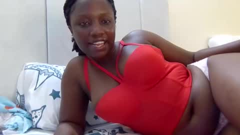 Snapshot of magic_koko3 chatting on April 12, 2:44 pm magic_koko3 online show from April 12, 2:44 pm
