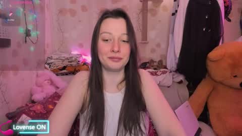 Snapshot of magic_lilly chatting on February 12, 8:26 pm Hello sweet I am Lilly Lets have fun The show will start around 600 PM GTM or 100 PM GTM online show from February 12, 8:26 pm