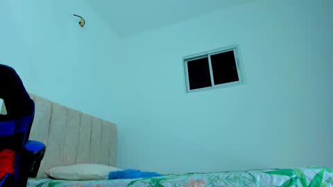 Magic Mike online show from December 19, 2:35 pm