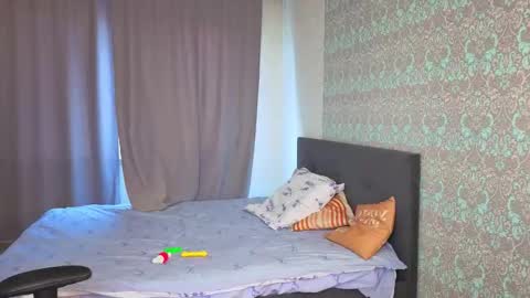 Merry online show from October 15, 1:39 am