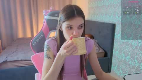 Snapshot of magic_shy chatting on May 23, 12:38 am Merry online show from May 23, 12:38 am