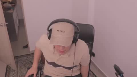 Tony Hoffa online show from October 31, 8:43 pm