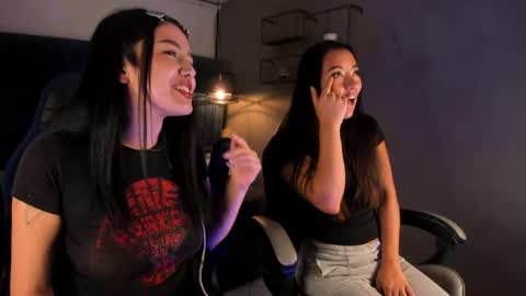 Snapshot of magic_zantana chatting on May 21, 10:50 pm Zantana online show from May 21, 10:50 pm