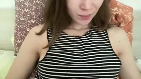 magicgirl50053 online show from March 4, 8:20 am