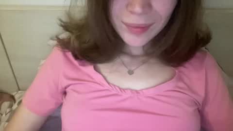 magicgirl50053 online show from May 14, 6:37 pm