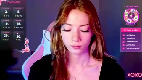 Snapshot of magicladyy chatting on February 10, 1:35 am Angel online show from February 10, 1:35 am