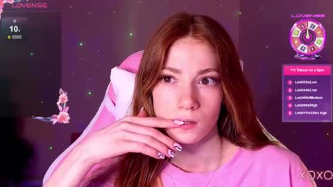 Snapshot of magicladyy chatting on March 5, 11:27 pm Angel online show from March 5, 11:27 pm