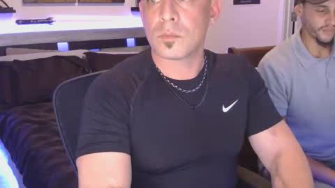 magicmike1110 online show from November 28, 2:58 am