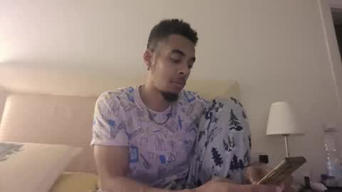 Magicsempai online show from February 24, 11:58 pm