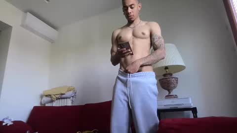 Magicsempai online show from April 9, 11:15 am