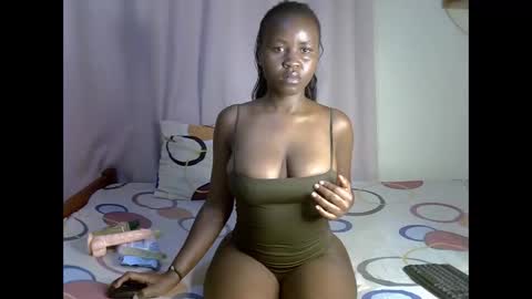 Snapshot of magizitah chatting on May 11, 11:49 am magizitah online show from May 11, 11:49 am