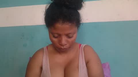 magniah online show from February 7, 5:00 am