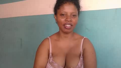 magniah online show from February 22, 5:51 am