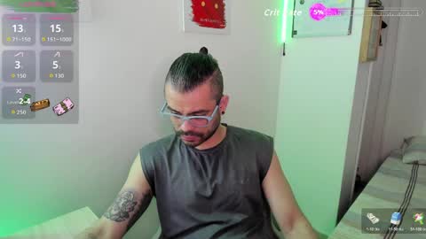     online show from April 8, 12:32 am