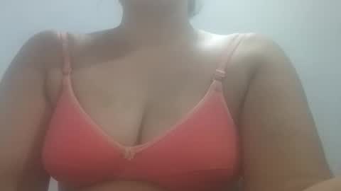 Snapshot of mahi_arora55 chatting on June 3, 6:24 pm Mahi online show from June 3, 6:24 pm