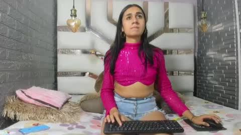 Snapshot of mahiara_hot chatting on July 13, 2:58 am mahiara hot online show from July 13, 2:58 am