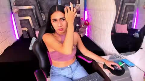 Snapshot of mahiara_hot chatting on July 28, 2:13 pm mahiara hot online show from July 28, 2:13 pm