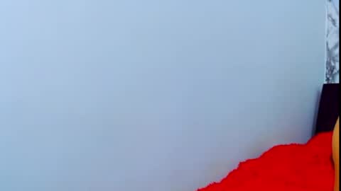 Maia Bronce online show from September 10, 12:32 am