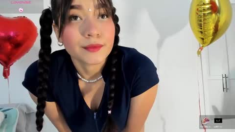 Maia online show from February 25, 6:42 pm
