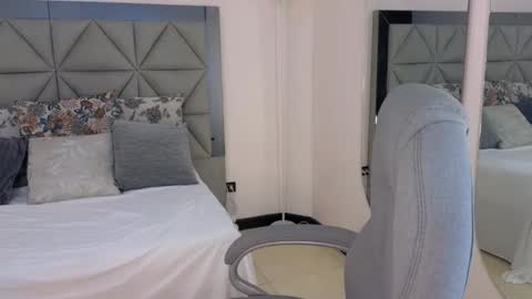 Snapshot of maiaa_ruiz chatting on November 15, 2:57 pm Maiaa Ruiz online show from November 15, 2:57 pm