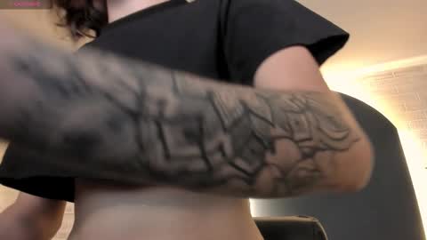  Maia  online show from December 17, 5:52 pm