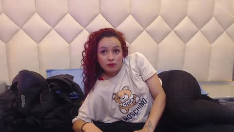Snapshot of maiapark chatting on December 22, 9:53 pm Maia online show from December 22, 9:53 pm