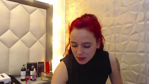 Snapshot of maiapark chatting on January 24, 10:08 pm Maia online show from January 24, 10:08 pm
