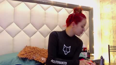 Snapshot of maiapark chatting on January 25, 4:46 pm Maia online show from January 25, 4:46 pm
