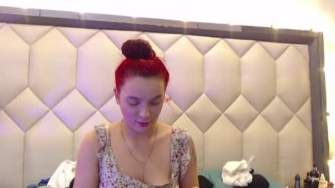 Snapshot of maiapark chatting on February 8, 6:22 pm Maia online show from February 8, 6:22 pm