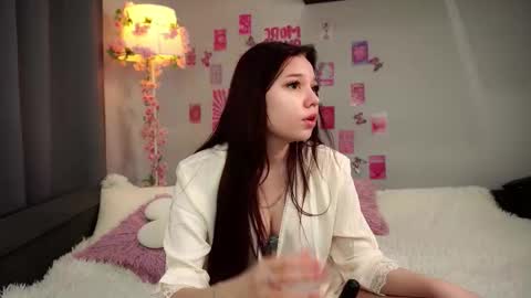 Snapshot of maibradish chatting on February 14, 2:14 pm Lisa online show from February 14, 2:14 pm