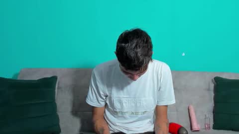 Maikol online show from February 9, 2:43 pm